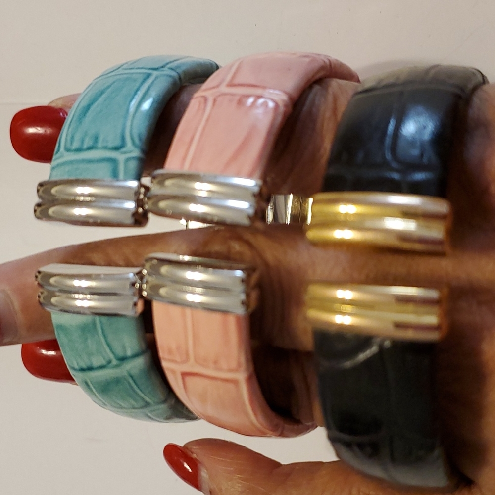 Real Collectibles by Adrienne Arpel Convertible Bangle Watch/Bracelet Cuff style - Picture 5 of 12